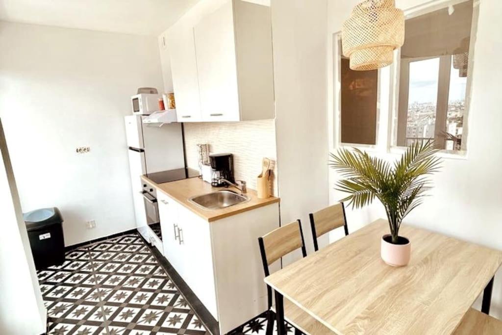Ciel De Paris : Vue Tour Eiffel Apartment Choisy-le-Roi Bagian luar foto